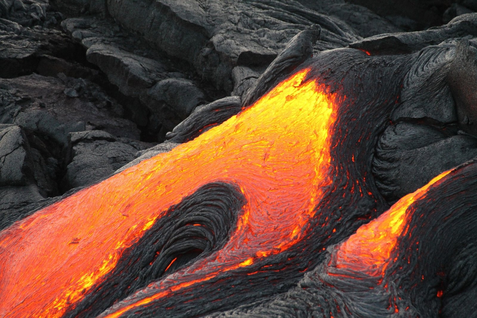 Volcano lava flowing - Image from Pixabay